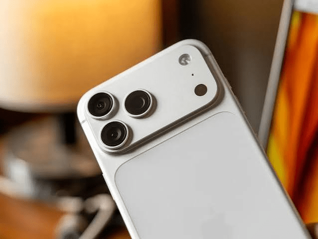 Apple iPhone 18 Pro Max - Image 3
